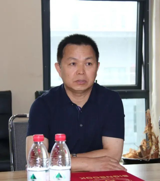 愛心奶情系學(xué)子，公益情溫暖人心—河南花花牛乳業(yè)集團助力基金會“圓夢計劃?一杯奶”公益項目，愛心捐贈善款50萬元！