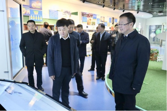 寧夏回族自治區(qū)農業(yè)農村廳黨組書記、廳長王剛一行蒞臨花花牛乳業(yè)集團調研