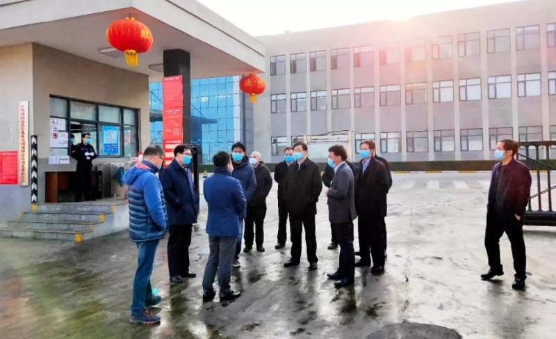 全面復(fù)工 確?！翱挂摺逼陂g百姓所需