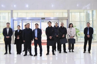 省紀(jì)委監(jiān)委駐中州集團(tuán)紀(jì)檢監(jiān)察組與河南花花牛乳業(yè)集團(tuán)聯(lián)合開(kāi)展主題黨日活動(dòng)